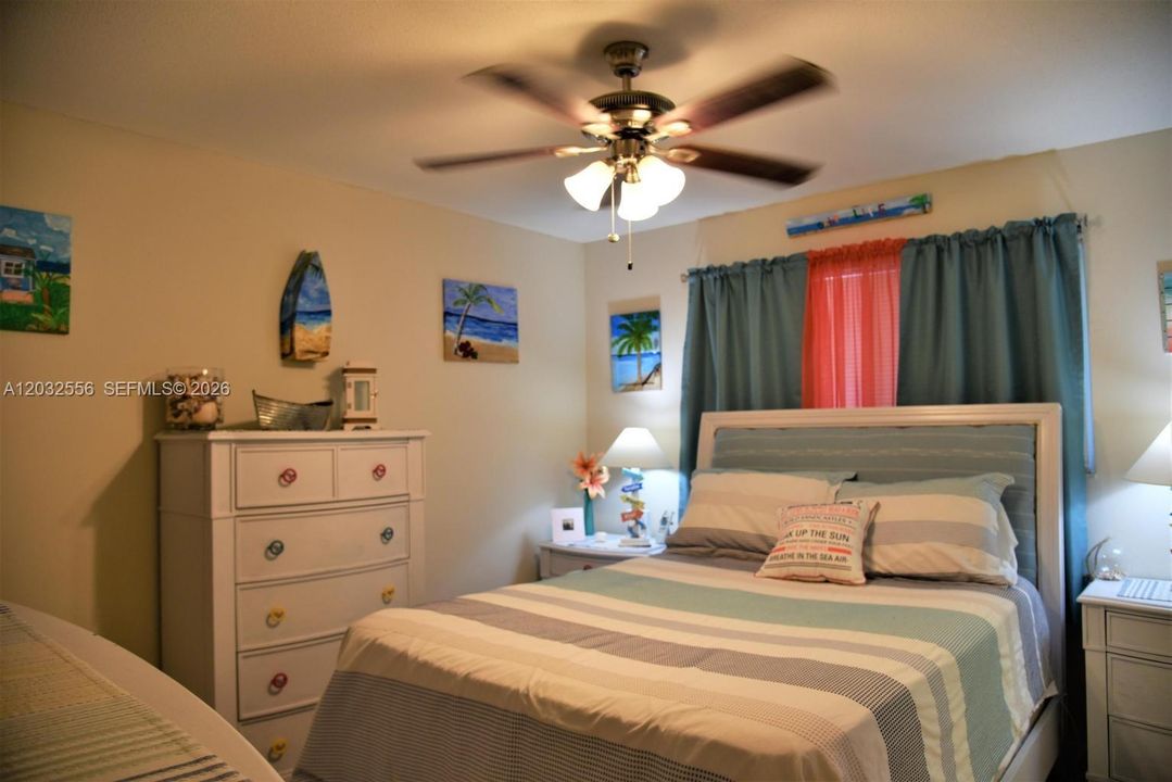 En Venta: $914,500 (0 camas, 0 baños, 2484 Pies cuadrados)