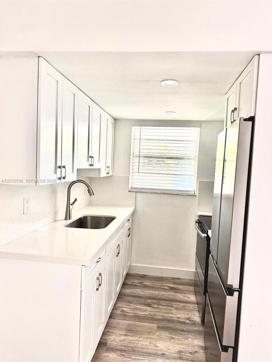 En Venta: $914,500 (0 camas, 0 baños, 2484 Pies cuadrados)
