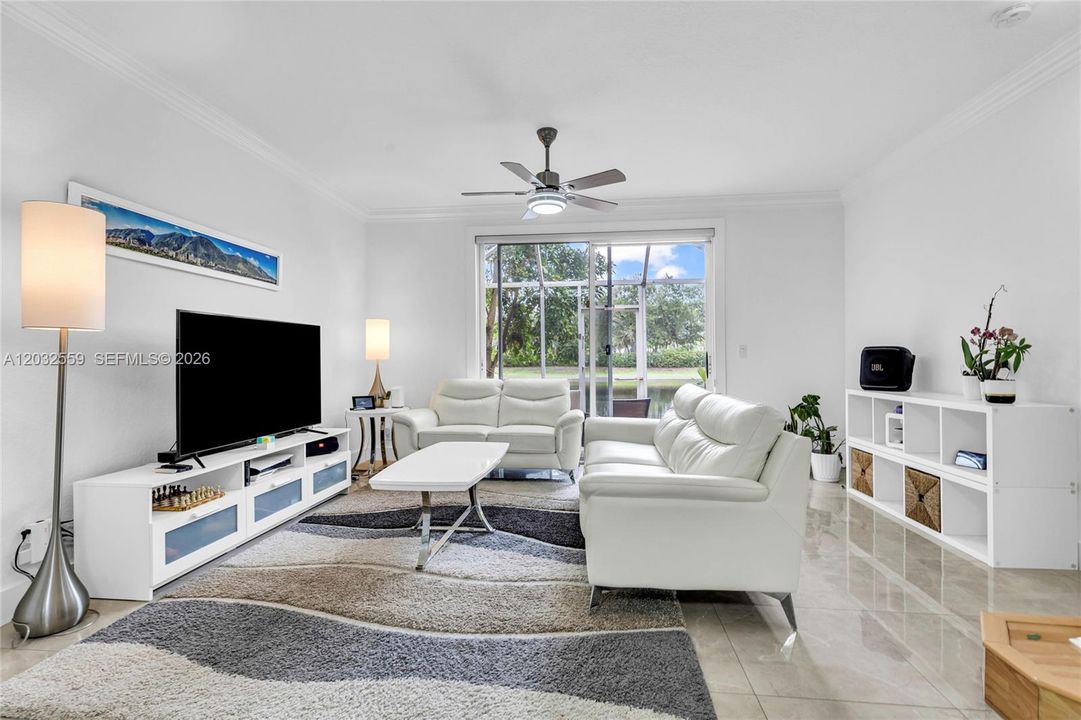 For Sale: $575,000 (3 beds, 2 baths, 1461 Square Feet)