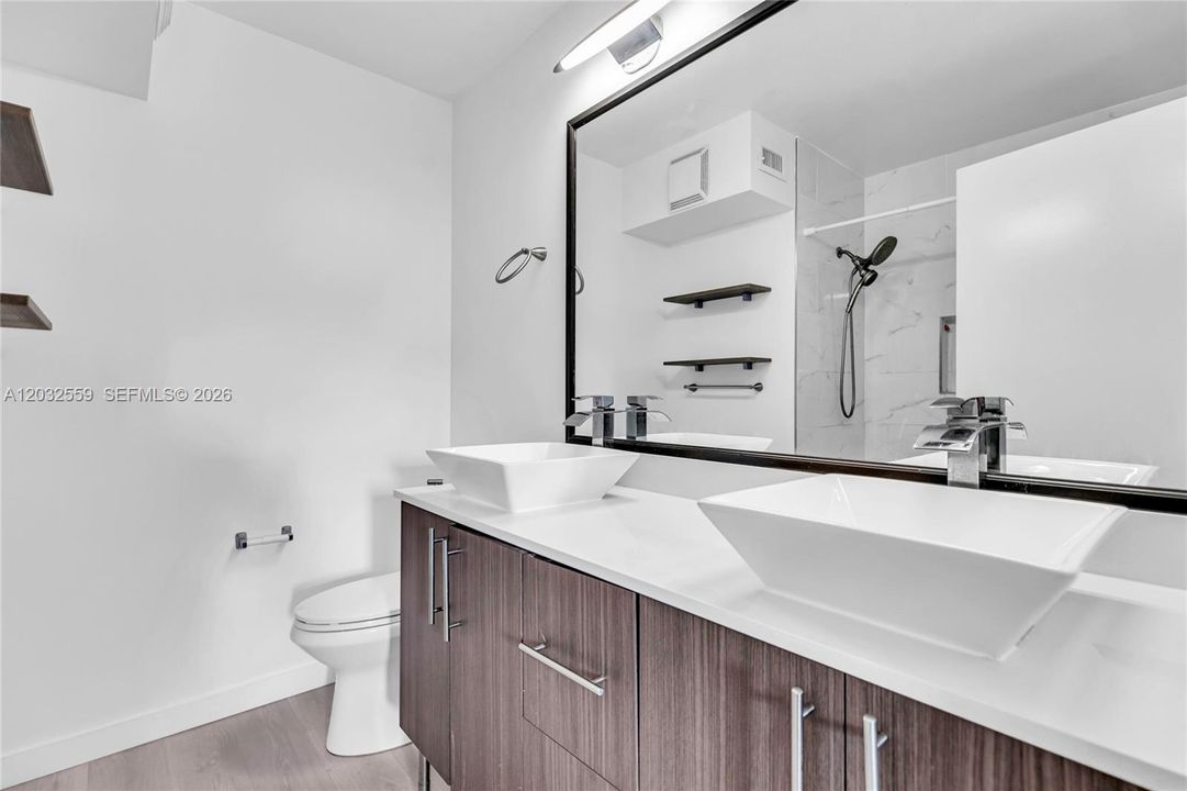 For Sale: $575,000 (3 beds, 2 baths, 1461 Square Feet)