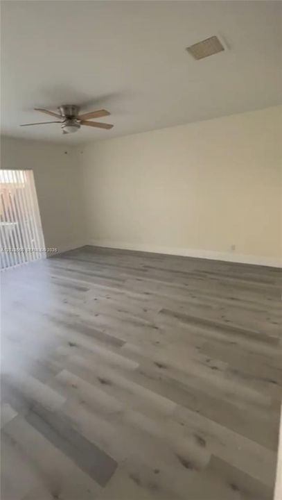 For Rent: $2,800 (3 beds, 2 baths, 1770 Square Feet)