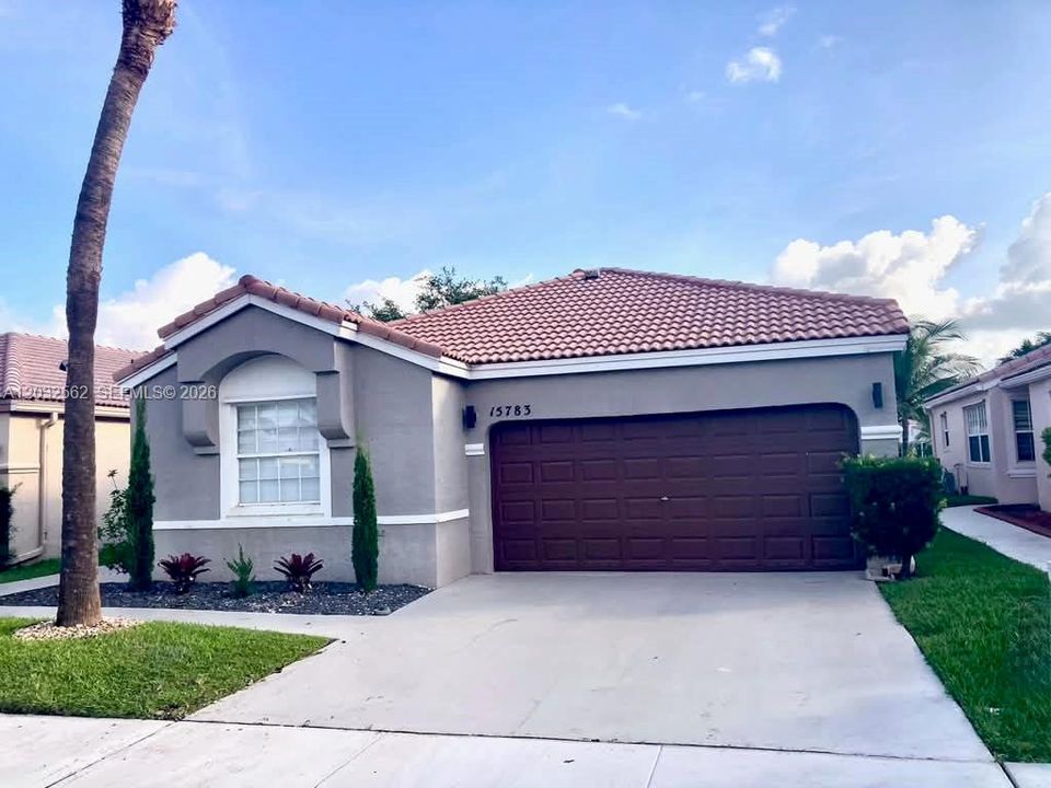 For Sale: $616,000 (3 beds, 2 baths, 1717 Square Feet)