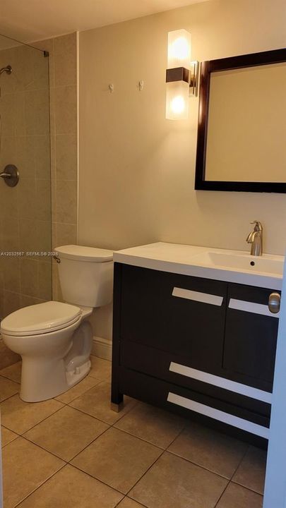 For Rent: $2,000 (2 beds, 2 baths, 800 Square Feet)