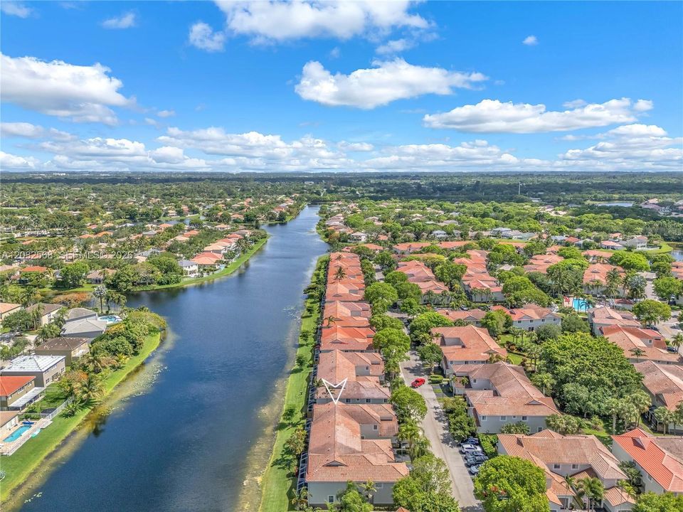 En Venta: $520,000 (3 camas, 2 baños, 1443 Pies cuadrados)