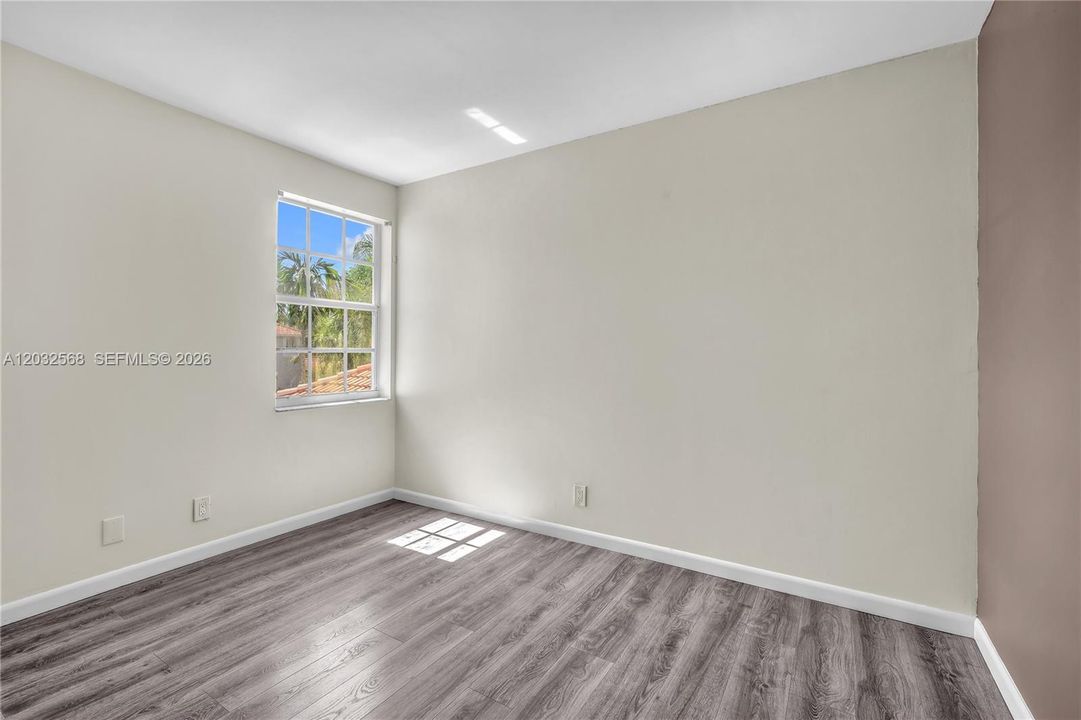 En Venta: $520,000 (3 camas, 2 baños, 1443 Pies cuadrados)