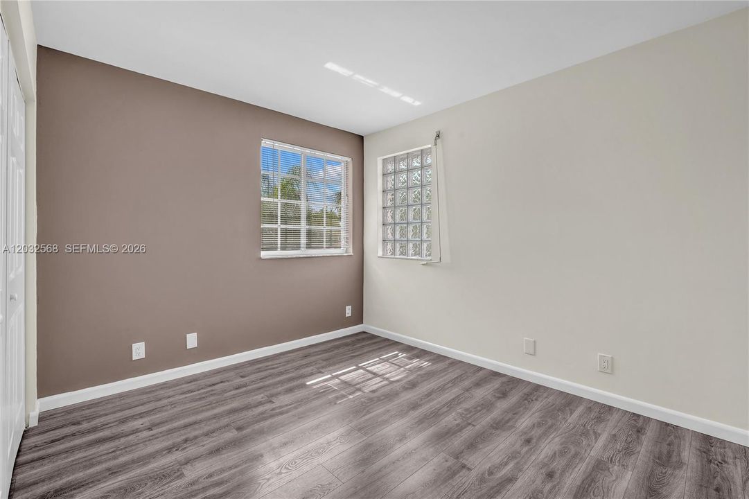 En Venta: $520,000 (3 camas, 2 baños, 1443 Pies cuadrados)