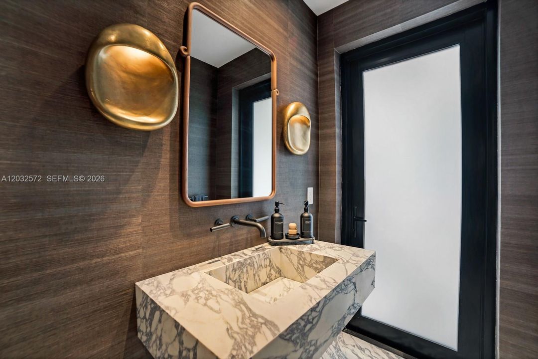 Cabana bath