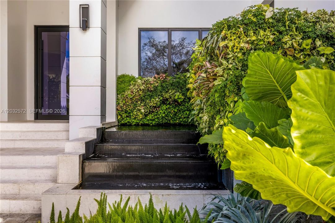 En Venta: $13,995,000 (5 camas, 5 baños, 5342 Pies cuadrados)