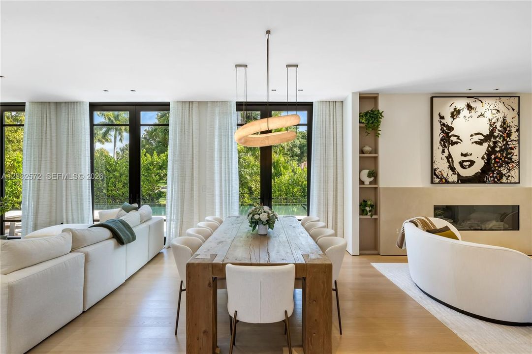 En Venta: $13,995,000 (5 camas, 5 baños, 5342 Pies cuadrados)