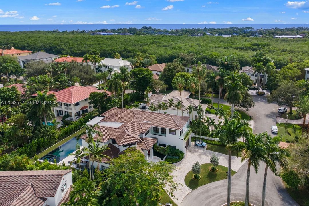 En Venta: $13,995,000 (5 camas, 5 baños, 5342 Pies cuadrados)