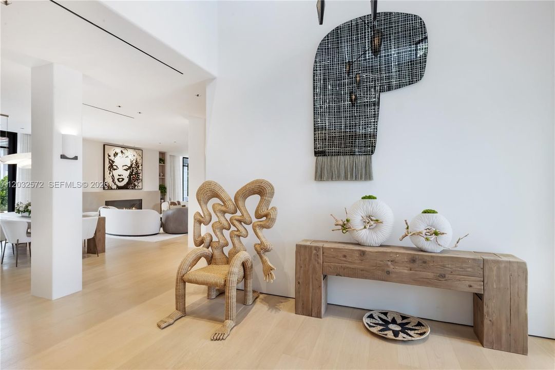 En Venta: $13,995,000 (5 camas, 5 baños, 5342 Pies cuadrados)