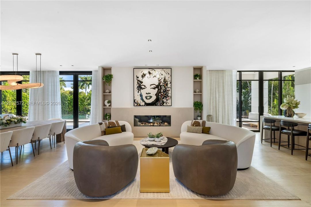 En Venta: $13,995,000 (5 camas, 5 baños, 5342 Pies cuadrados)