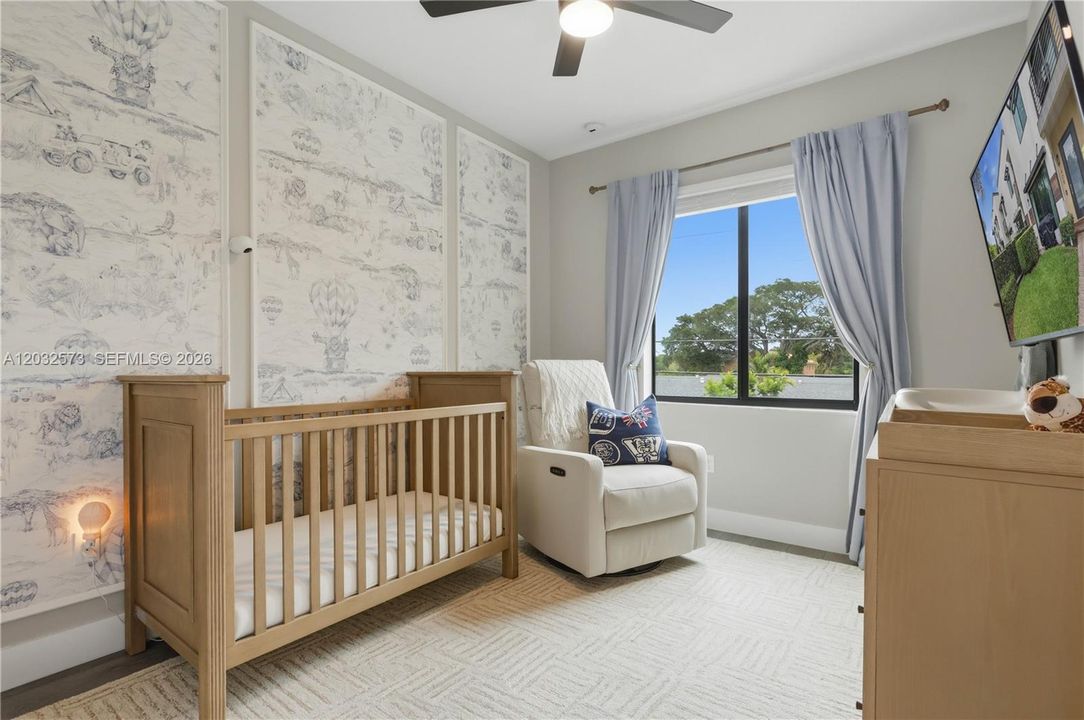 For Sale: $765,000 (3 beds, 3 baths, 2105 Square Feet)