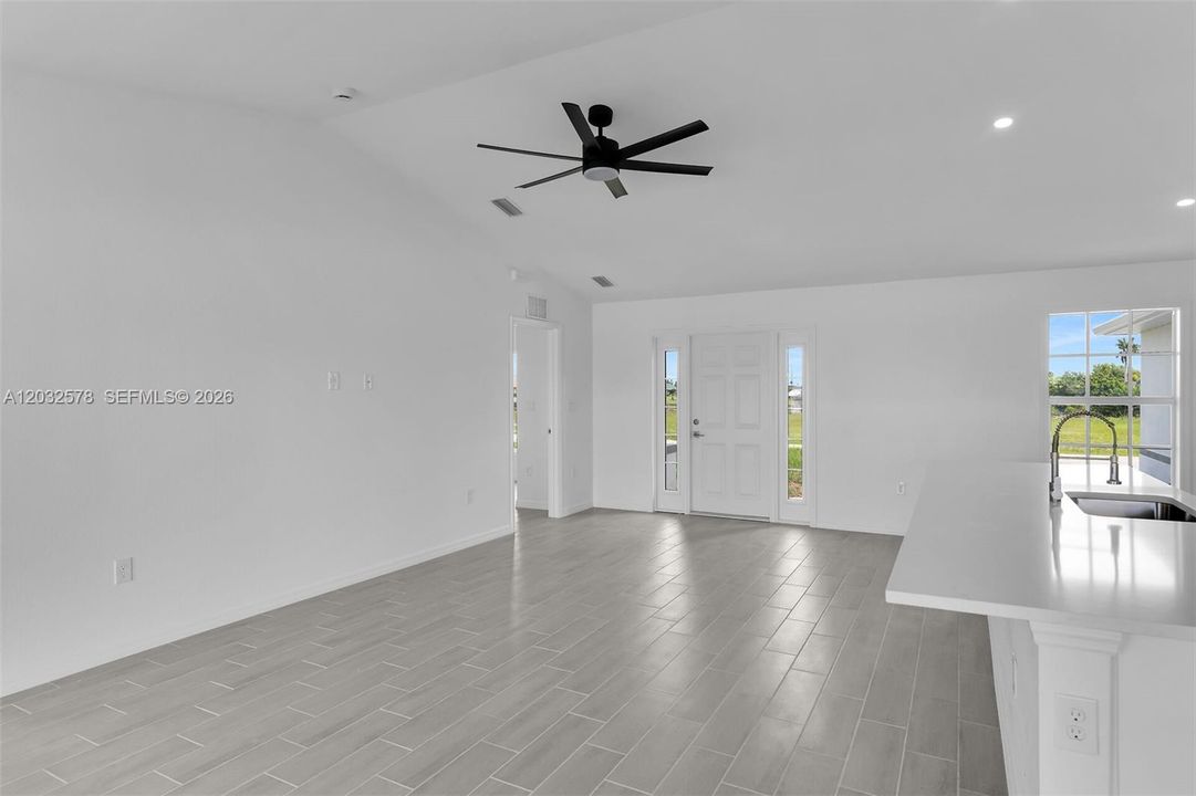 For Sale: $429,000 (4 beds, 3 baths, 1683 Square Feet)