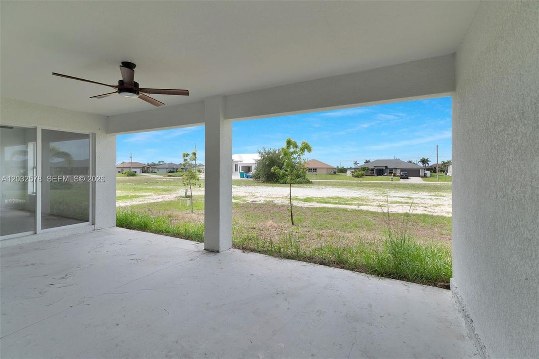 For Sale: $429,000 (4 beds, 3 baths, 1683 Square Feet)