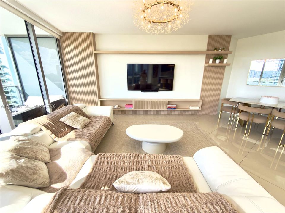 For Rent: $8,300 (3 beds, 3 baths, 1727 Square Feet)