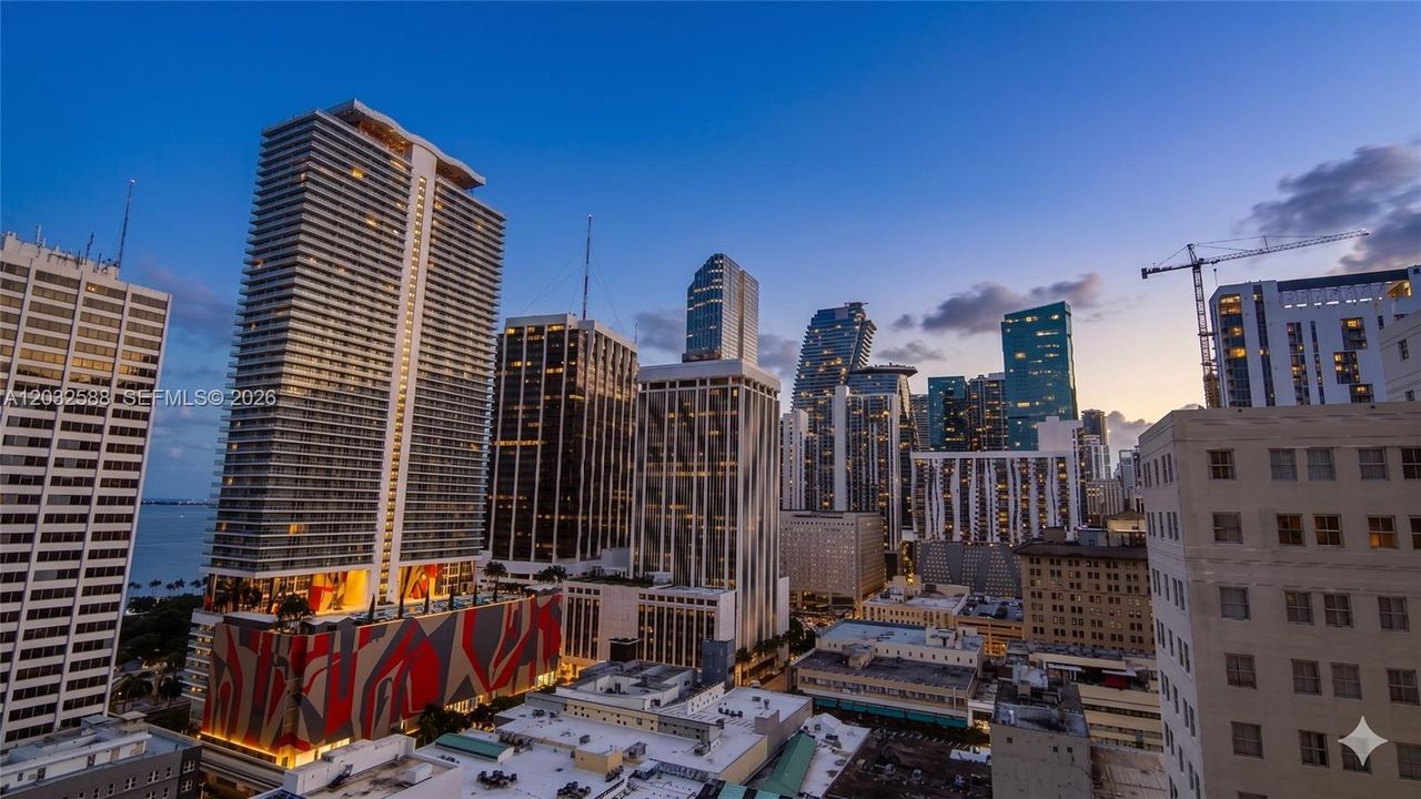 For Rent: $3,200 (2 beds, 2 baths, 1010 Square Feet)