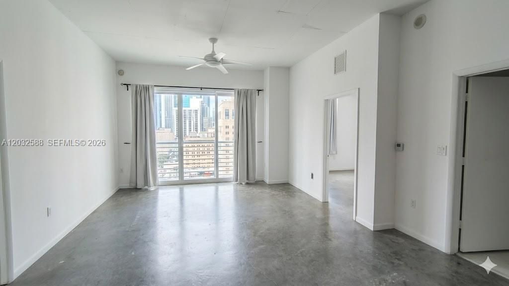 For Rent: $3,200 (2 beds, 2 baths, 1010 Square Feet)