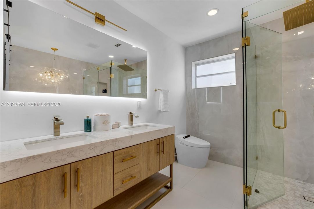 For Sale: $785,000 (4 beds, 2 baths, 1696 Square Feet)