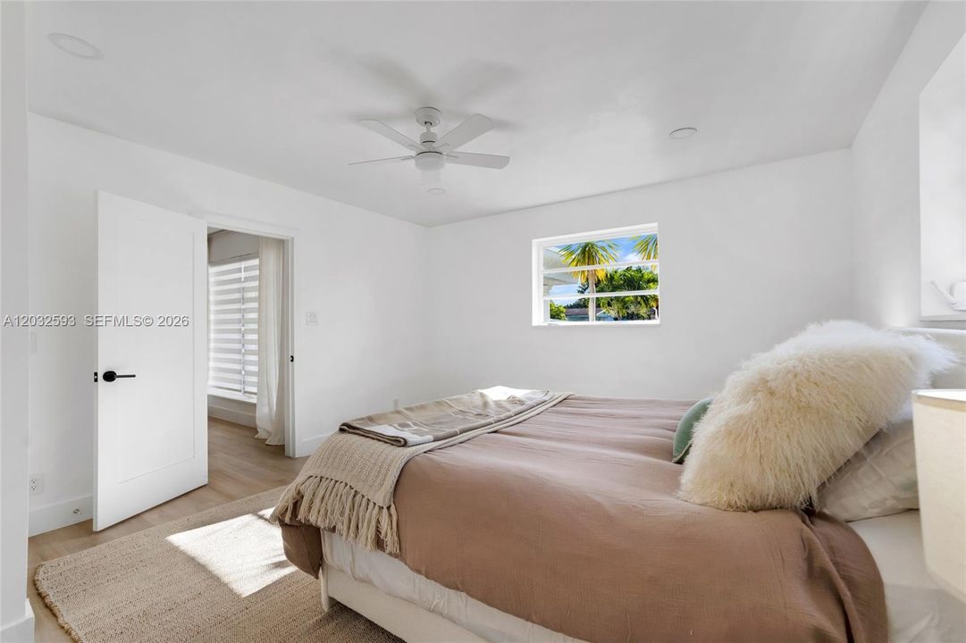 For Sale: $785,000 (4 beds, 2 baths, 1696 Square Feet)