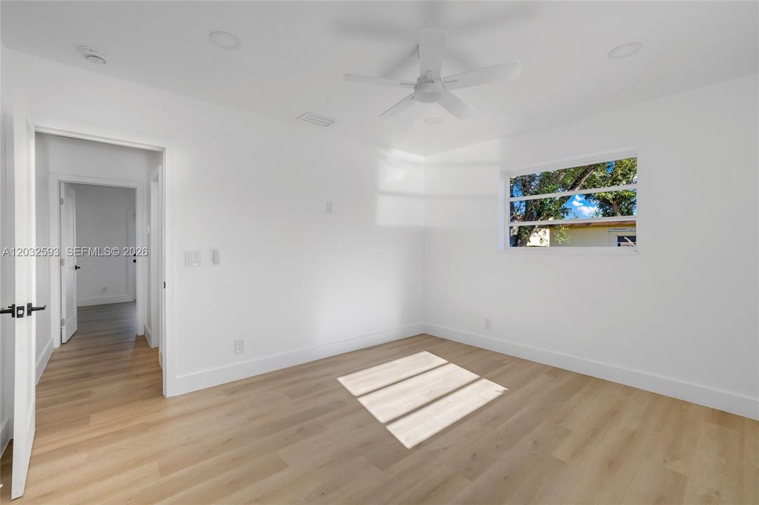 For Sale: $785,000 (4 beds, 2 baths, 1696 Square Feet)