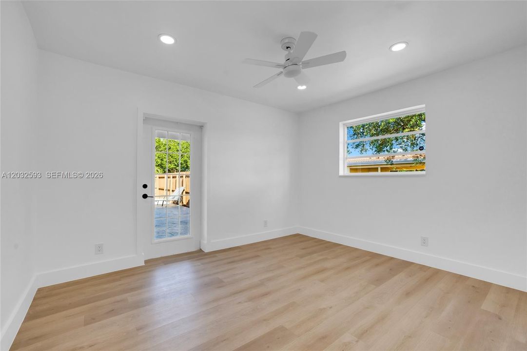 For Sale: $785,000 (4 beds, 2 baths, 1696 Square Feet)