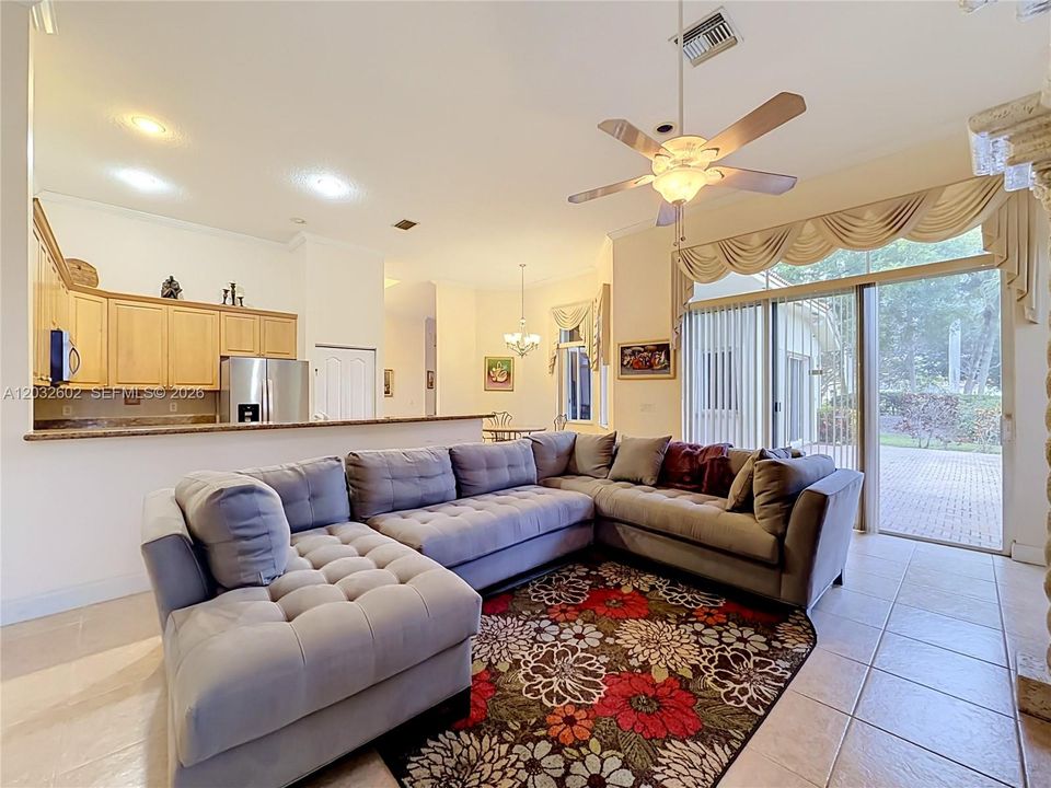 Active With Contract: $829,500 (4 beds, 2 baths, 2702 Square Feet)