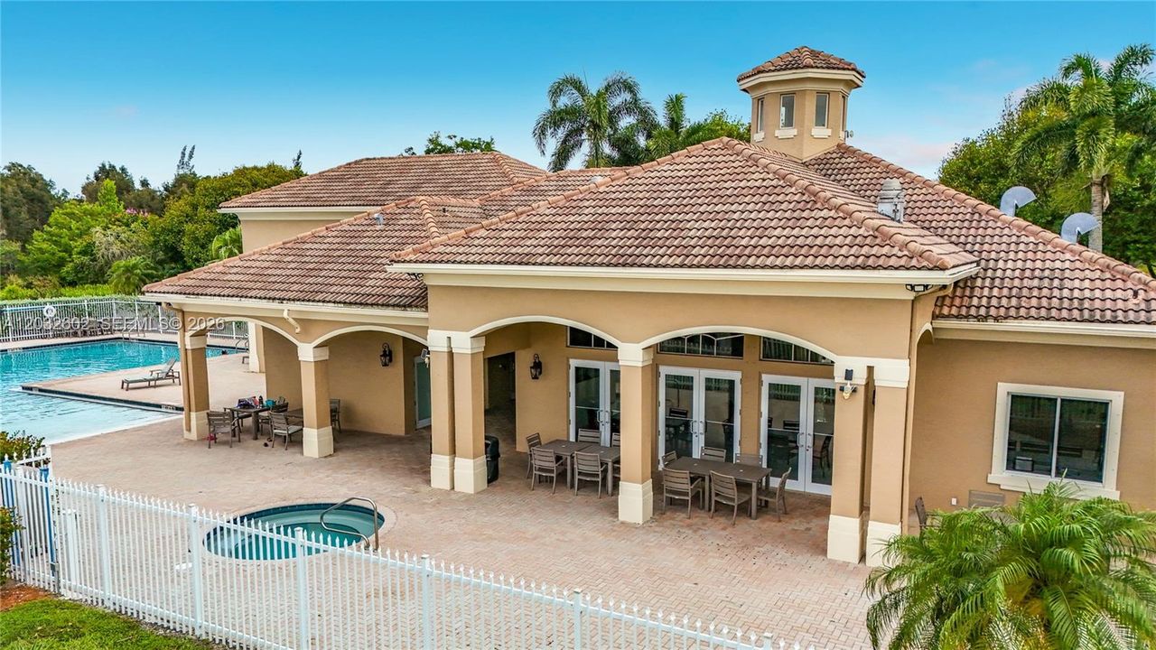 Active With Contract: $829,500 (4 beds, 2 baths, 2702 Square Feet)
