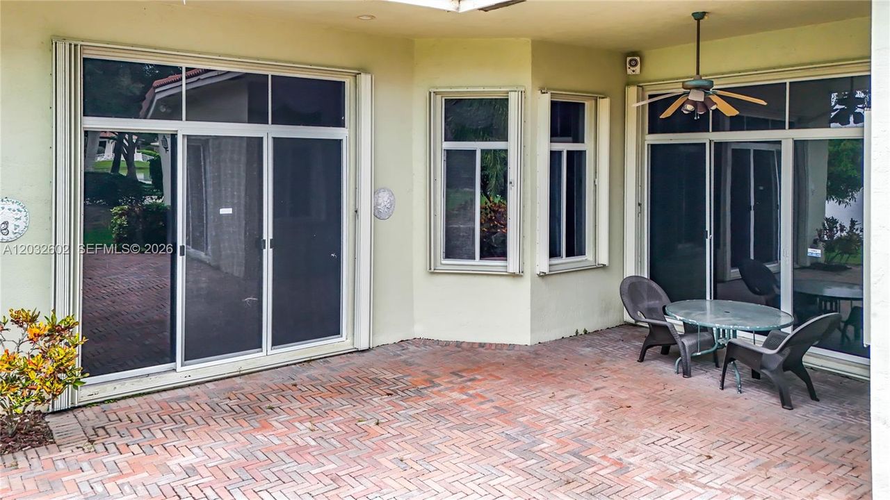 Active With Contract: $829,500 (4 beds, 2 baths, 2702 Square Feet)