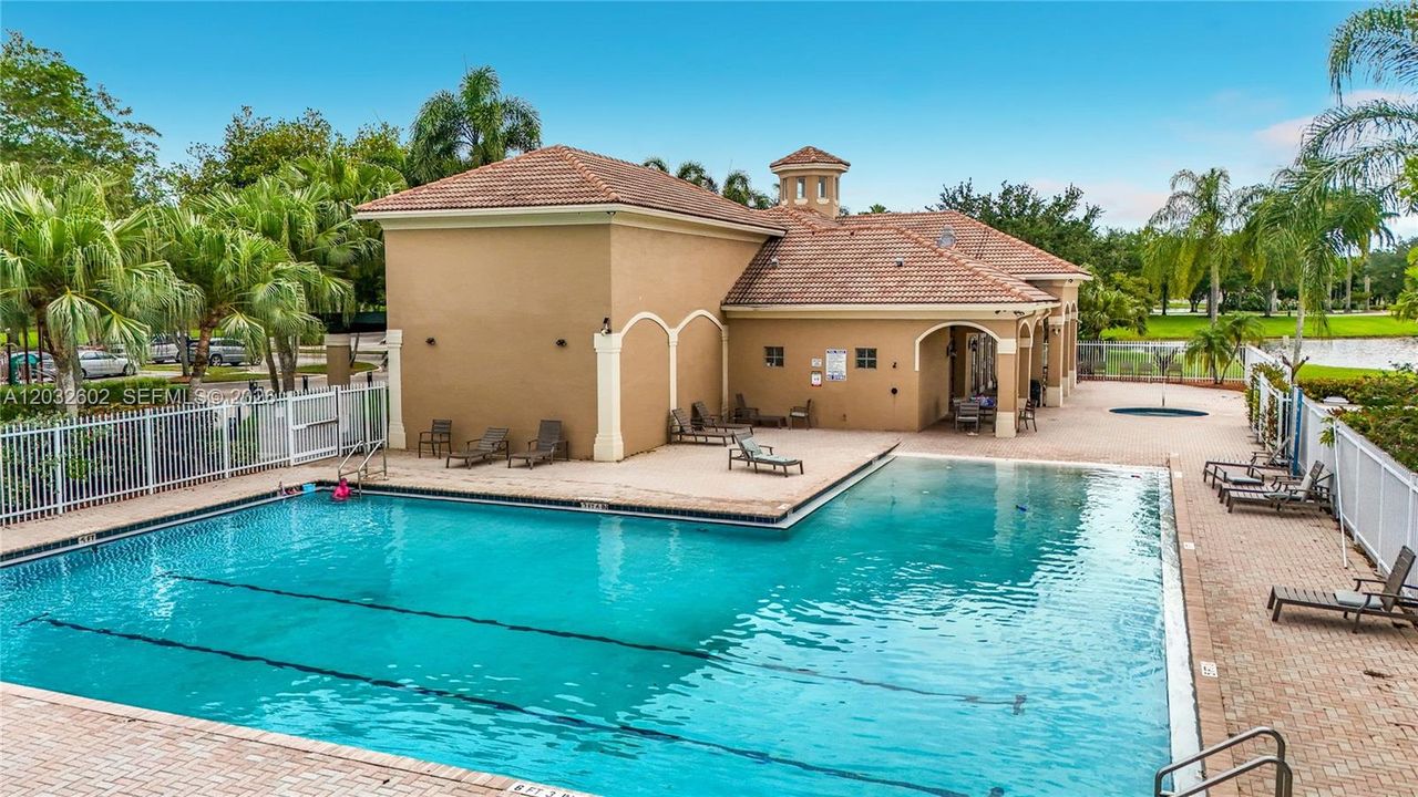 Active With Contract: $829,500 (4 beds, 2 baths, 2702 Square Feet)