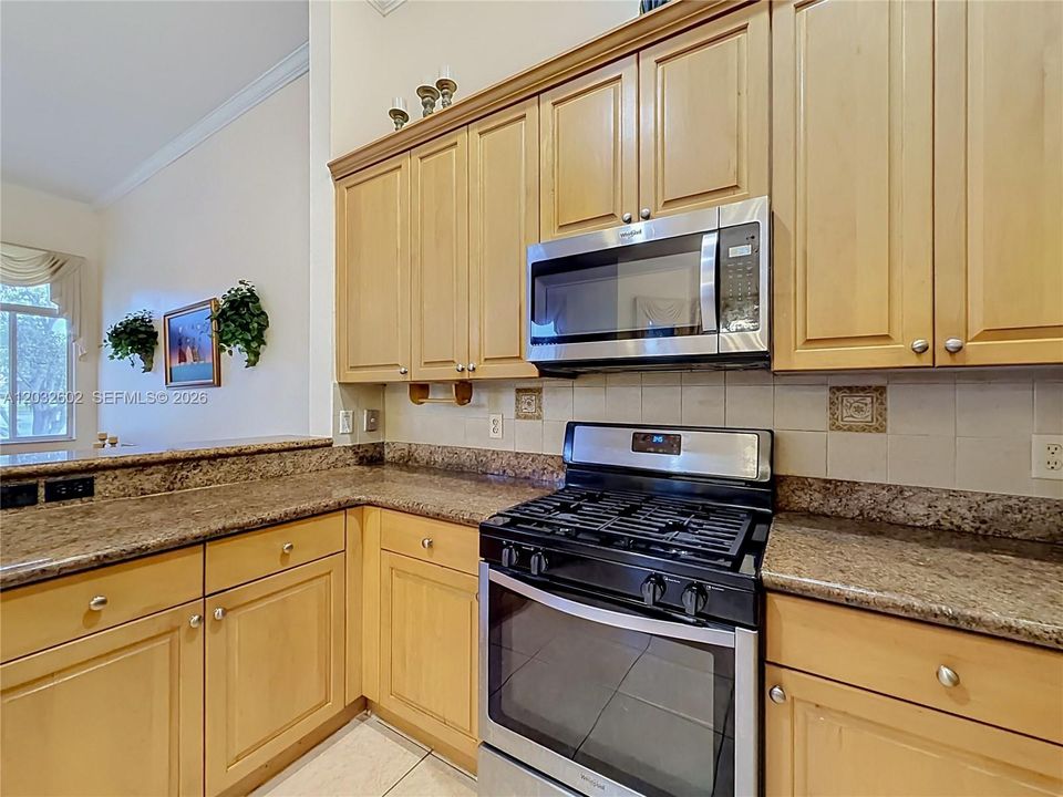 Active With Contract: $829,500 (4 beds, 2 baths, 2702 Square Feet)