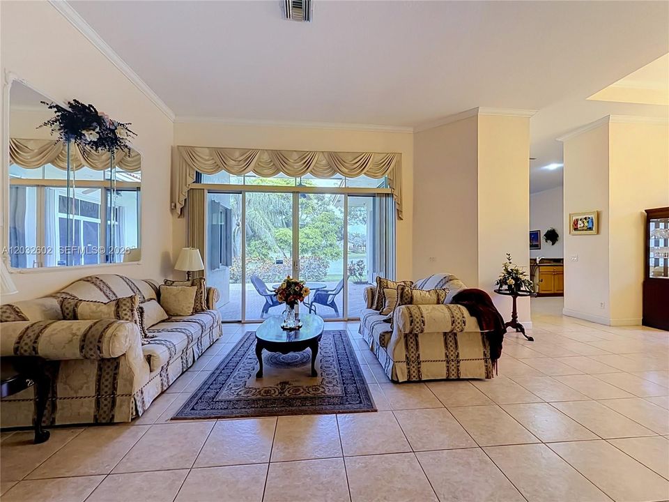 Active With Contract: $829,500 (4 beds, 2 baths, 2702 Square Feet)