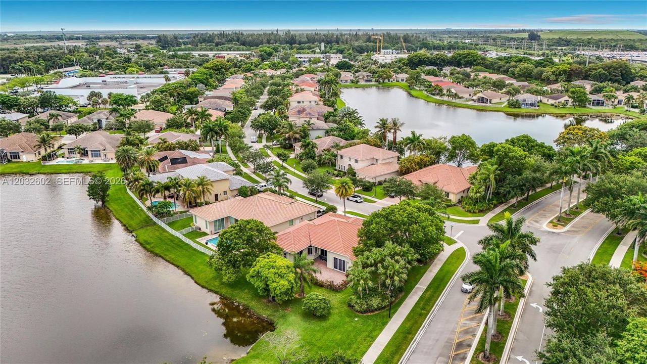 Active With Contract: $829,500 (4 beds, 2 baths, 2702 Square Feet)