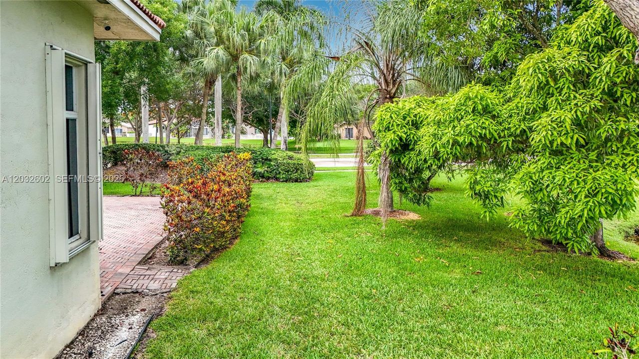 Active With Contract: $829,500 (4 beds, 2 baths, 2702 Square Feet)