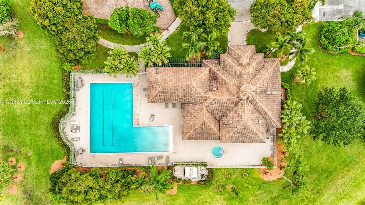 Active With Contract: $829,500 (4 beds, 2 baths, 2702 Square Feet)