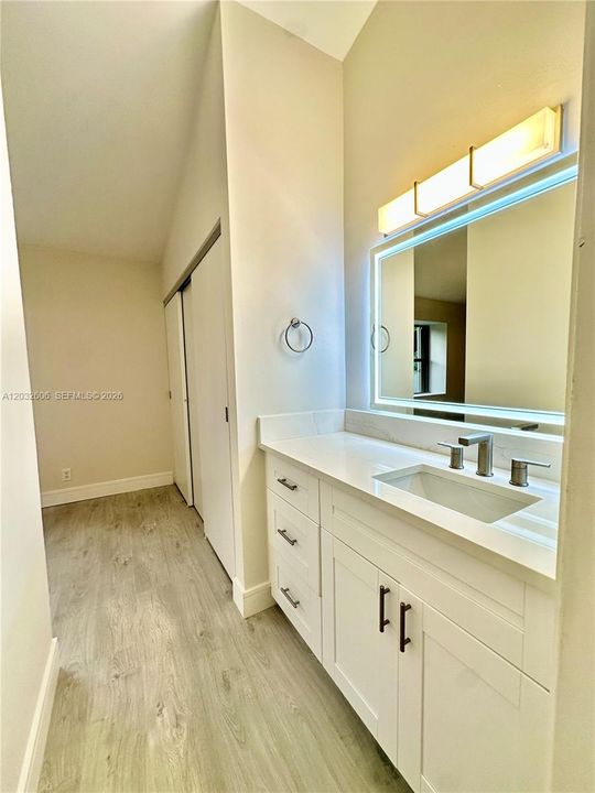 For Rent: $2,700 (2 beds, 2 baths, 1244 Square Feet)