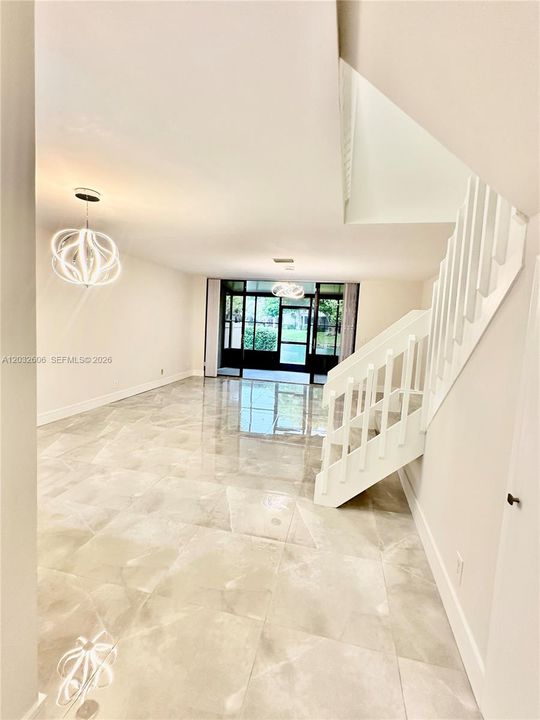For Rent: $2,700 (2 beds, 2 baths, 1244 Square Feet)