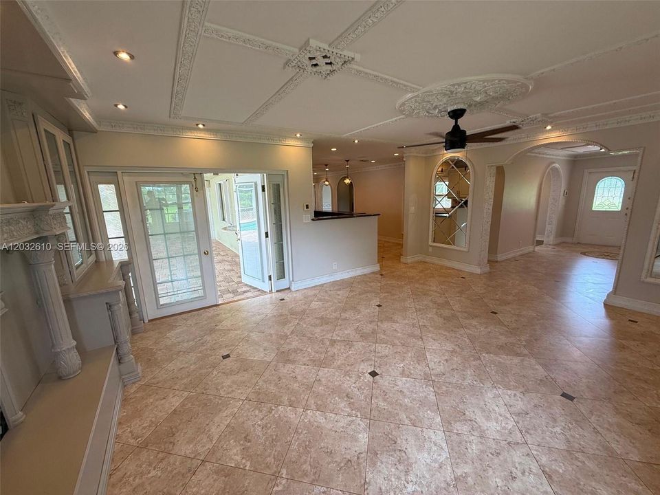 For Rent: $9,500 (4 beds, 3 baths, 2957 Square Feet)