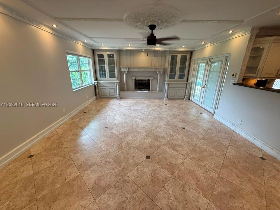 For Rent: $9,500 (4 beds, 3 baths, 2957 Square Feet)