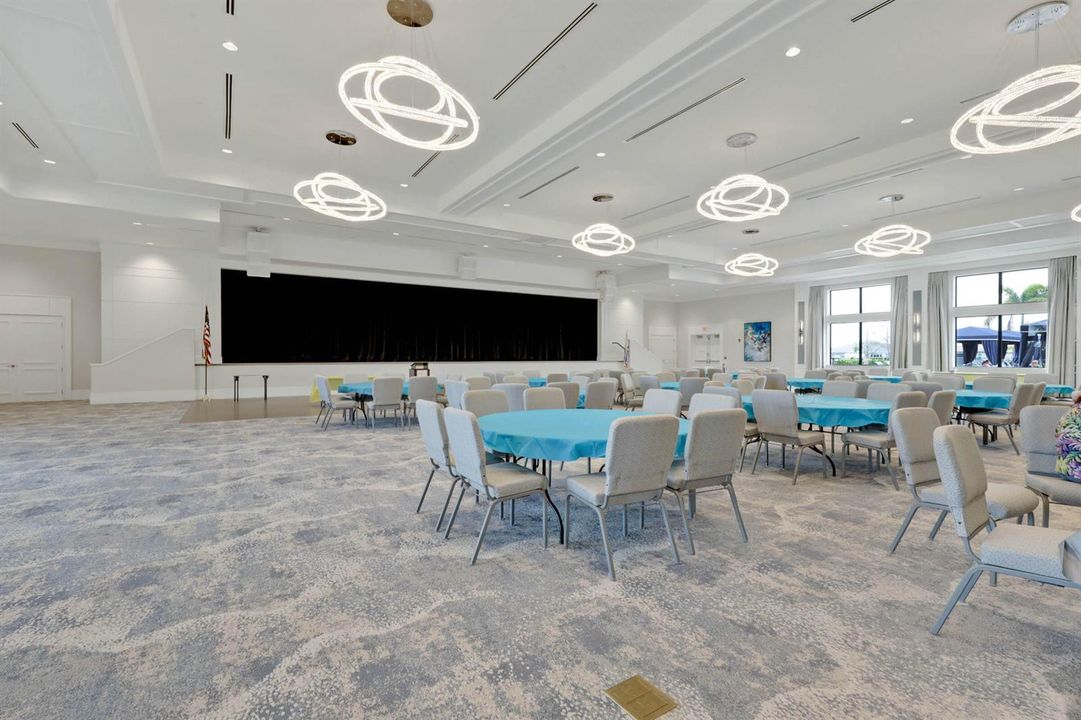 VALENCIA CAY CLUBHOUSE