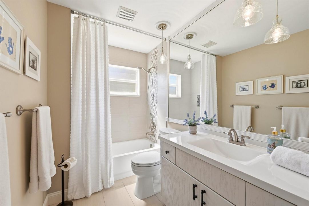 37_bathroom