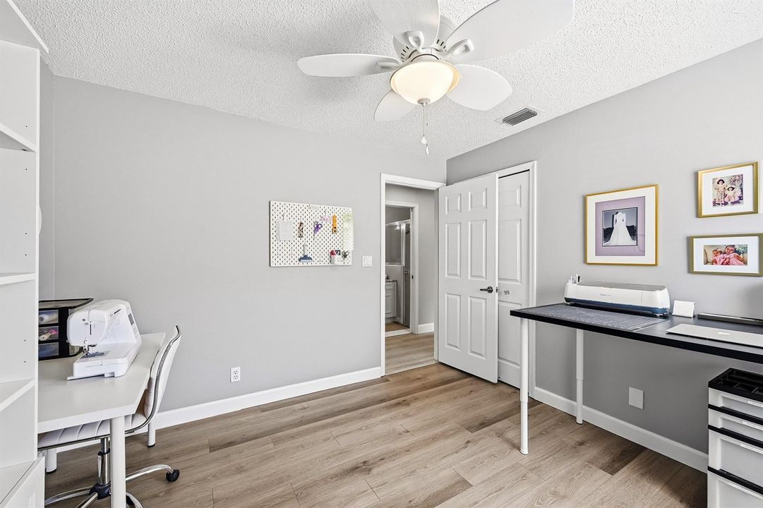 43_office