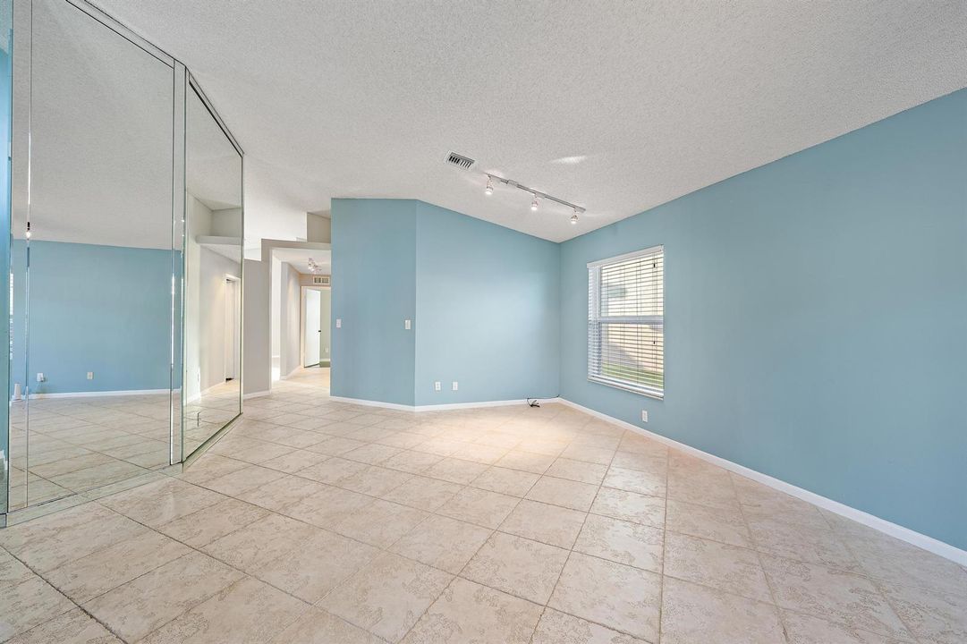 8657 Tourmaline Blvd-3