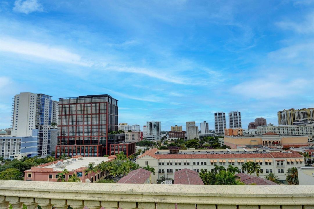 42-web-or-mls-403 South Sapodilla Metrop