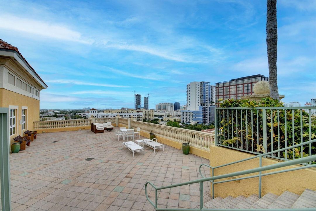 41-web-or-mls-403 South Sapodilla Metrop