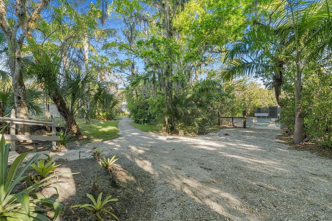 Garden-Grove-HigMedia-019-1280