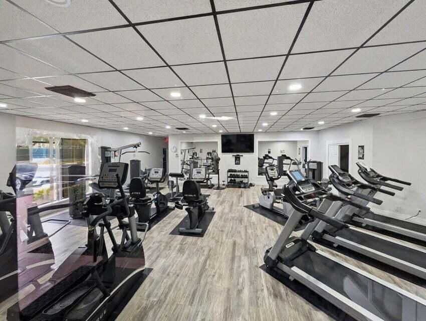 6210 FITNESS CENTER