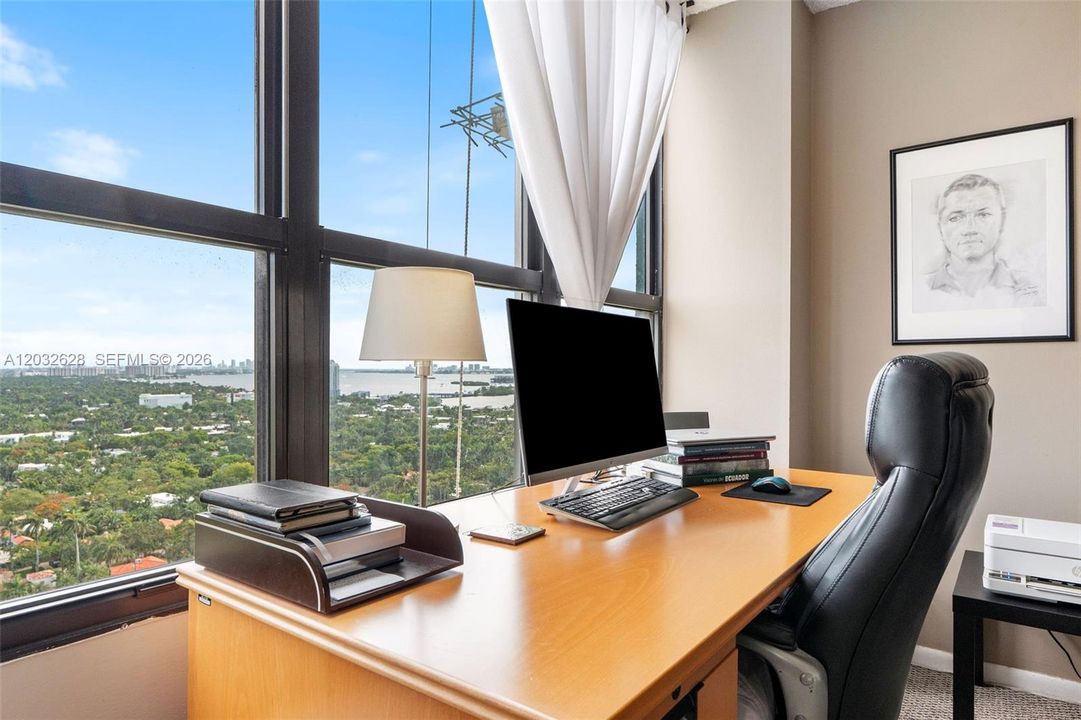 For Sale: $449,900 (2 beds, 2 baths, 1225 Square Feet)