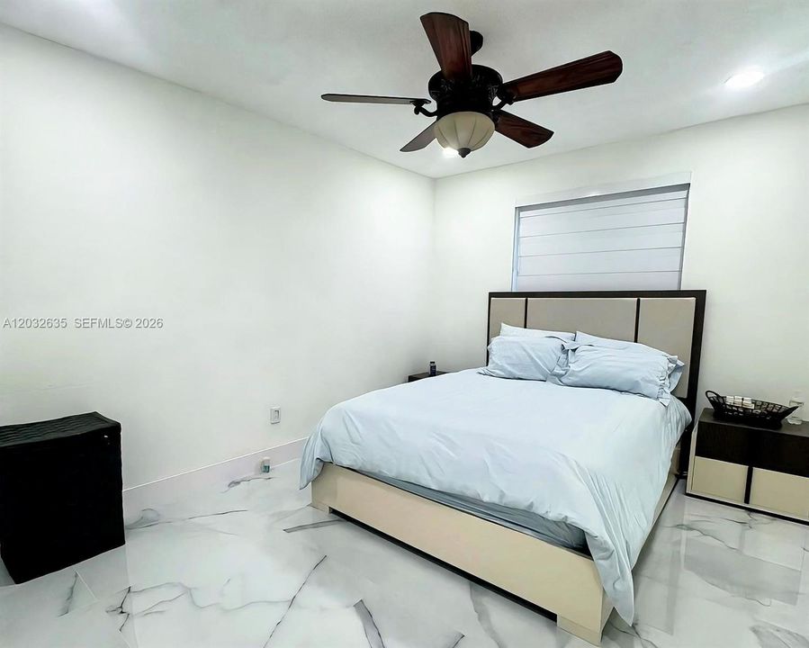 For Rent: $3,200 (3 beds, 2 baths, 2021 Square Feet)