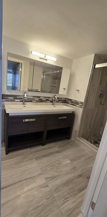 For Sale: $555,000 (2 beds, 2 baths, 1610 Square Feet)